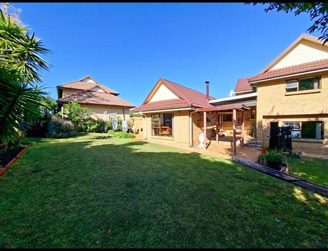 3 BEDROOM HOUSE FOR SALE IN DOLPHIN CREEK GOLF ESTATE